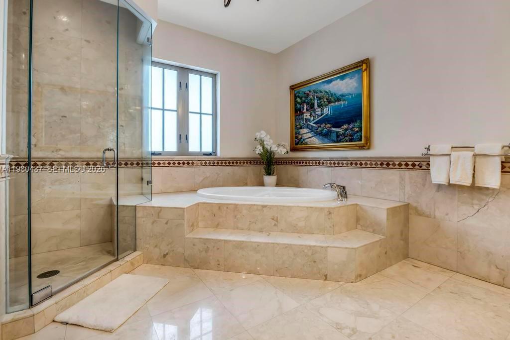 OAK HOLLOW ESTATES - Residential
