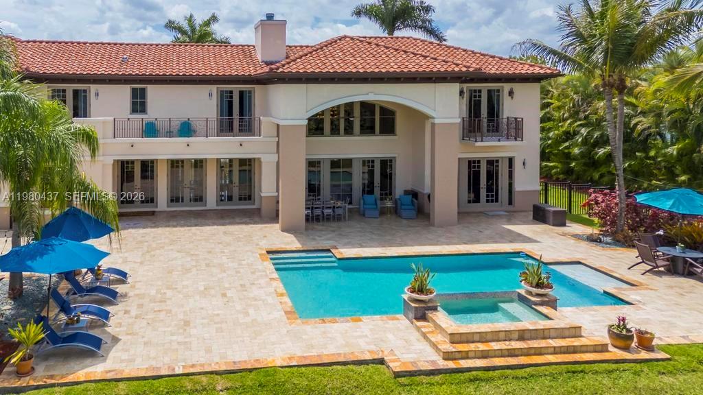 OAK HOLLOW ESTATES - Residential