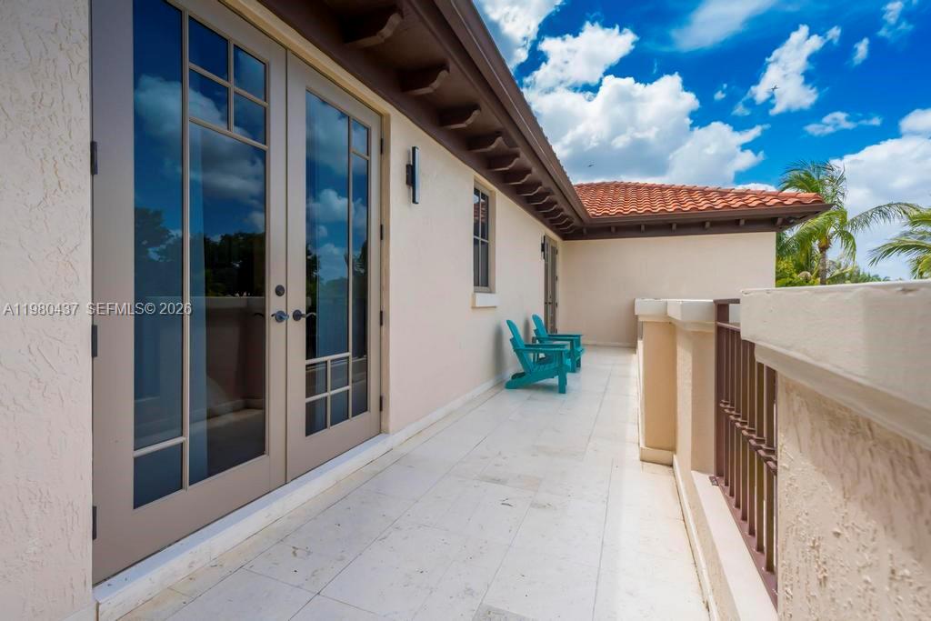 OAK HOLLOW ESTATES - Residential
