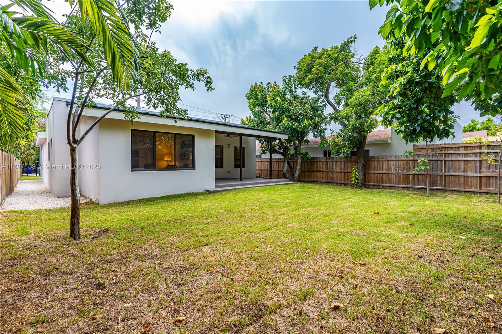 STUART TERRACE - Residential