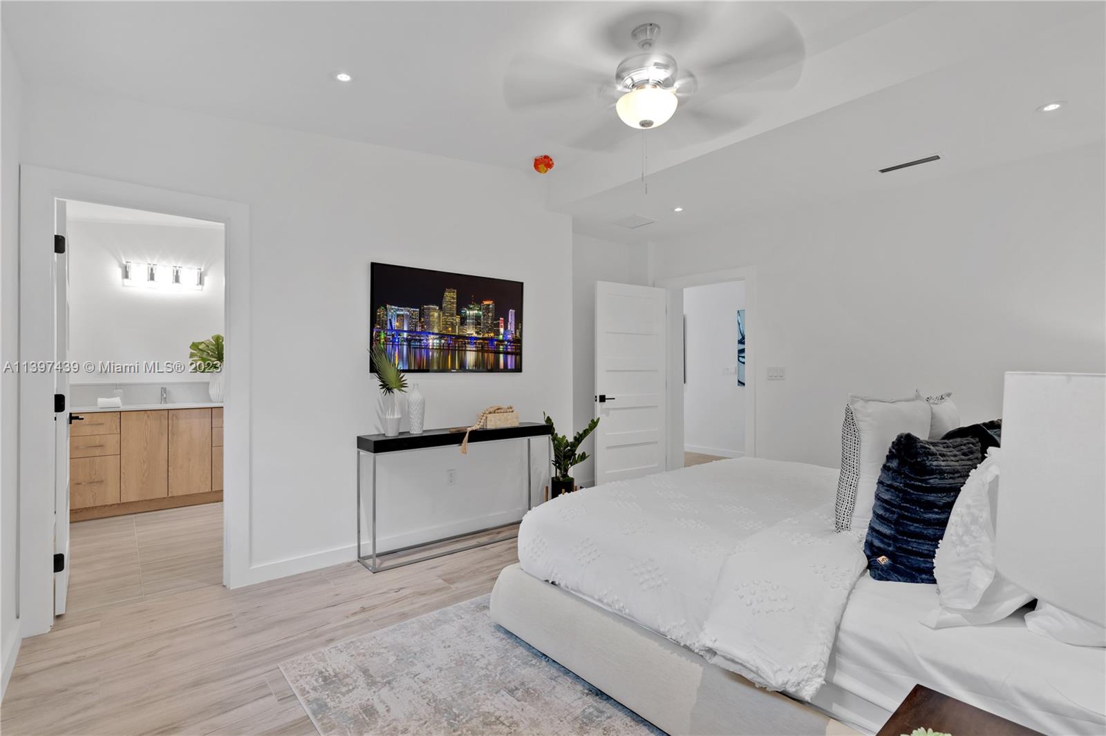 STUART TERRACE - Residential