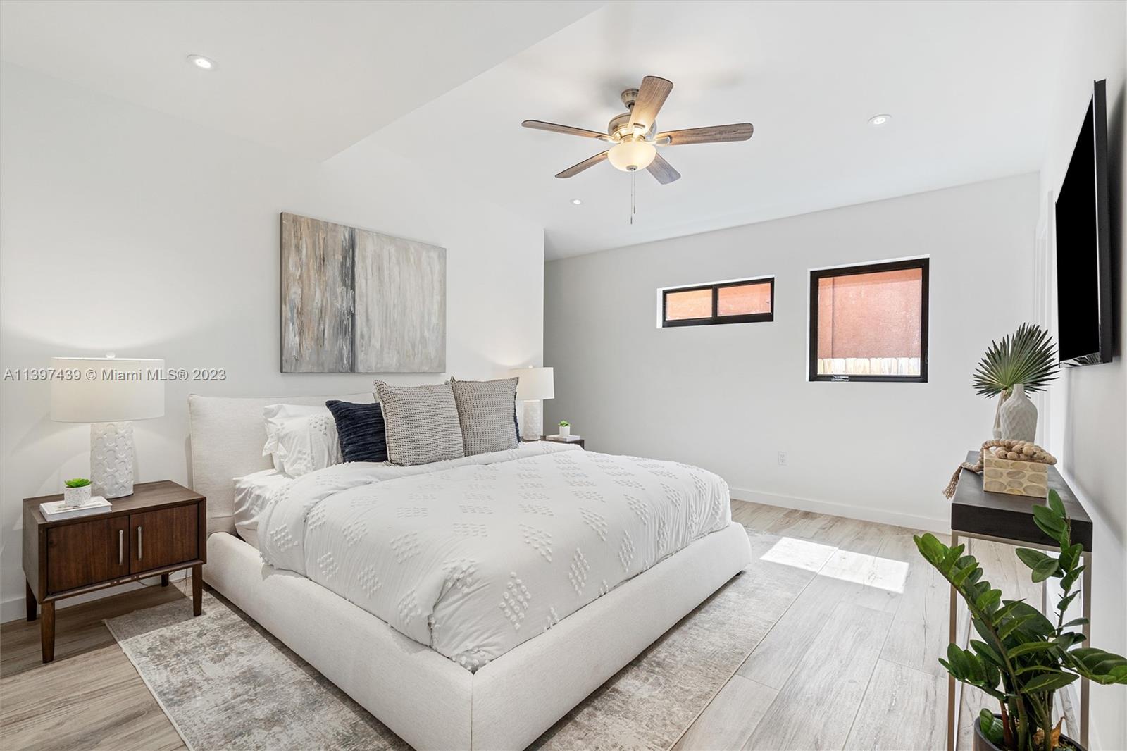 STUART TERRACE - Residential