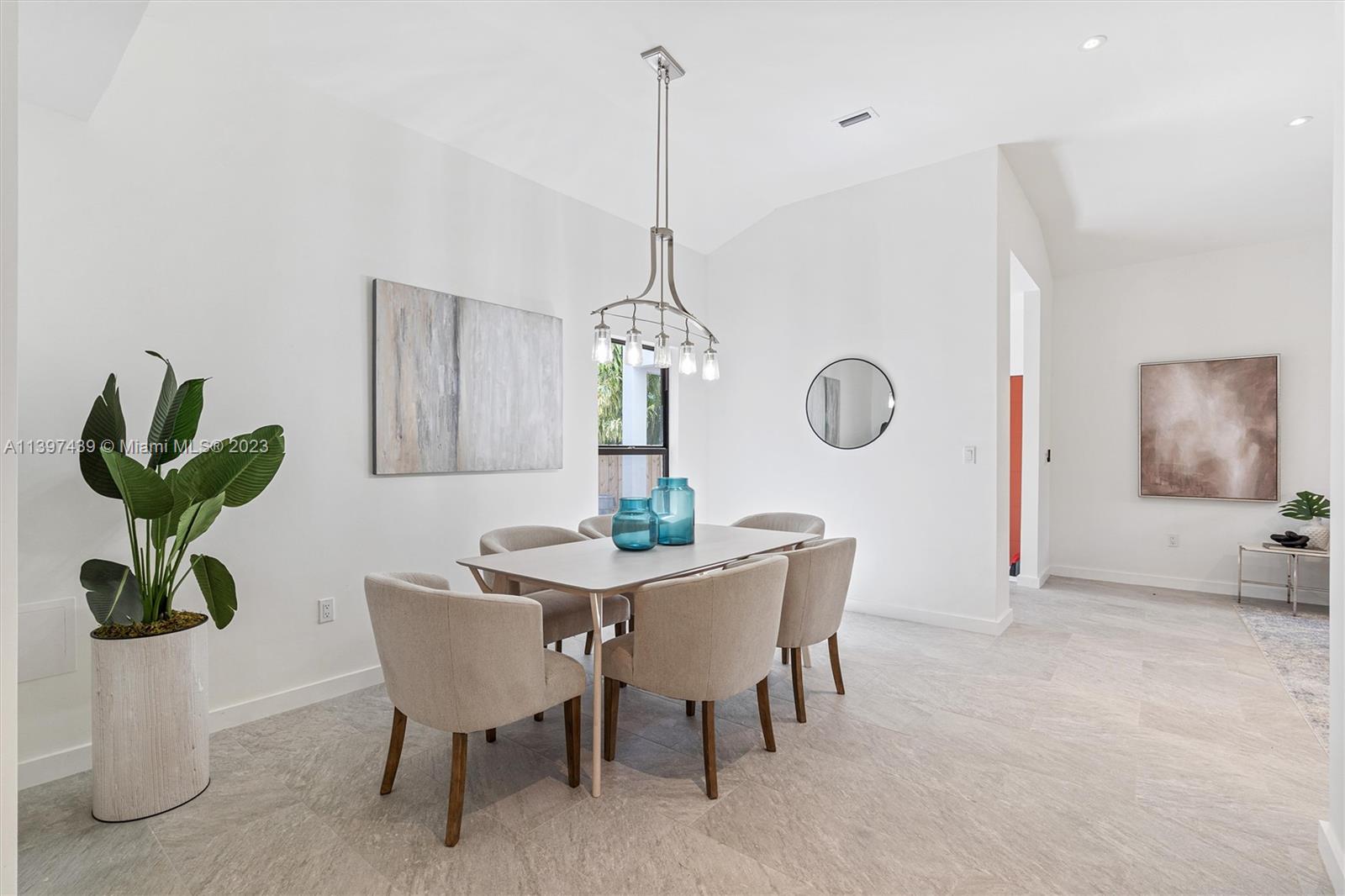 STUART TERRACE - Residential