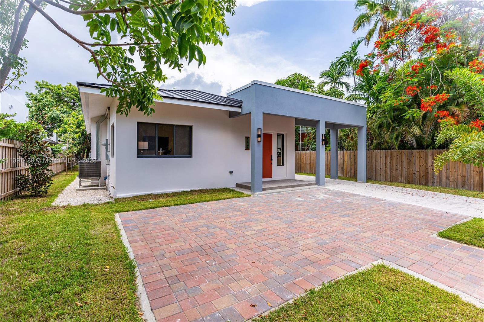 STUART TERRACE - Residential