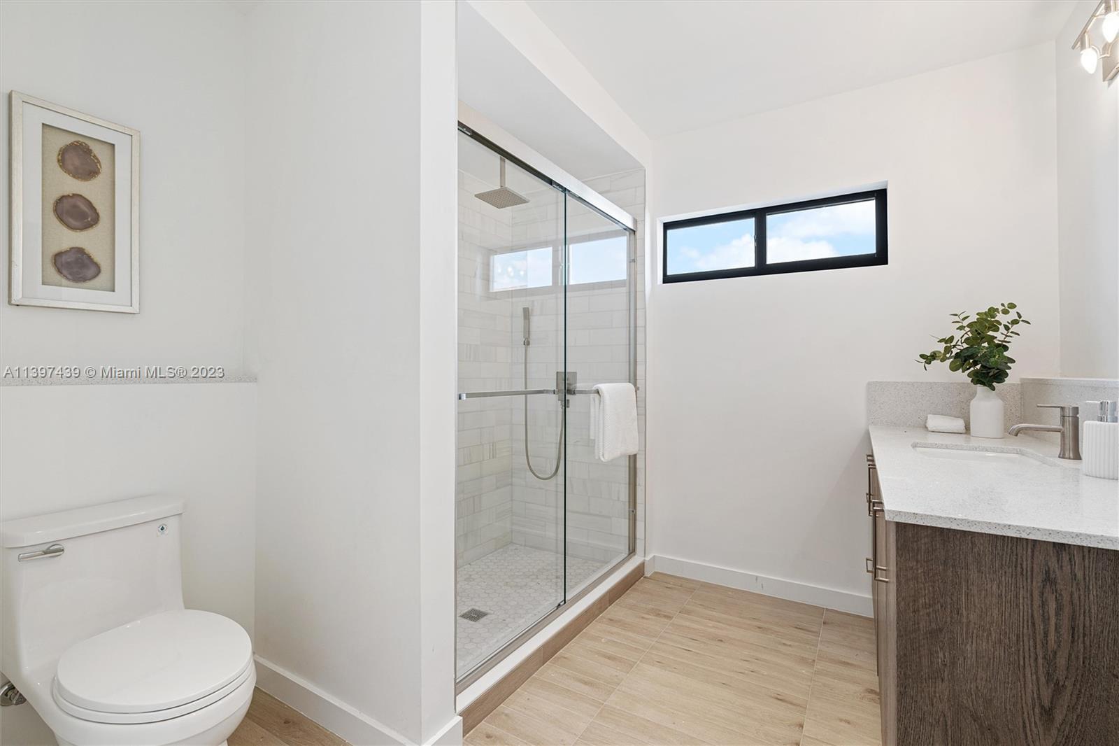 STUART TERRACE - Residential