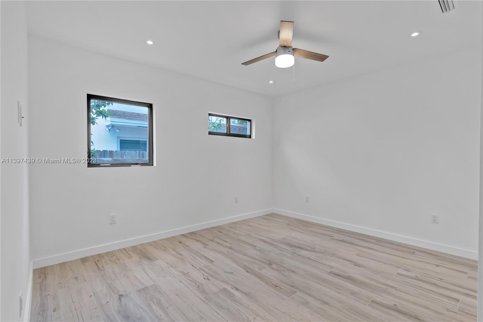 STUART TERRACE - Residential