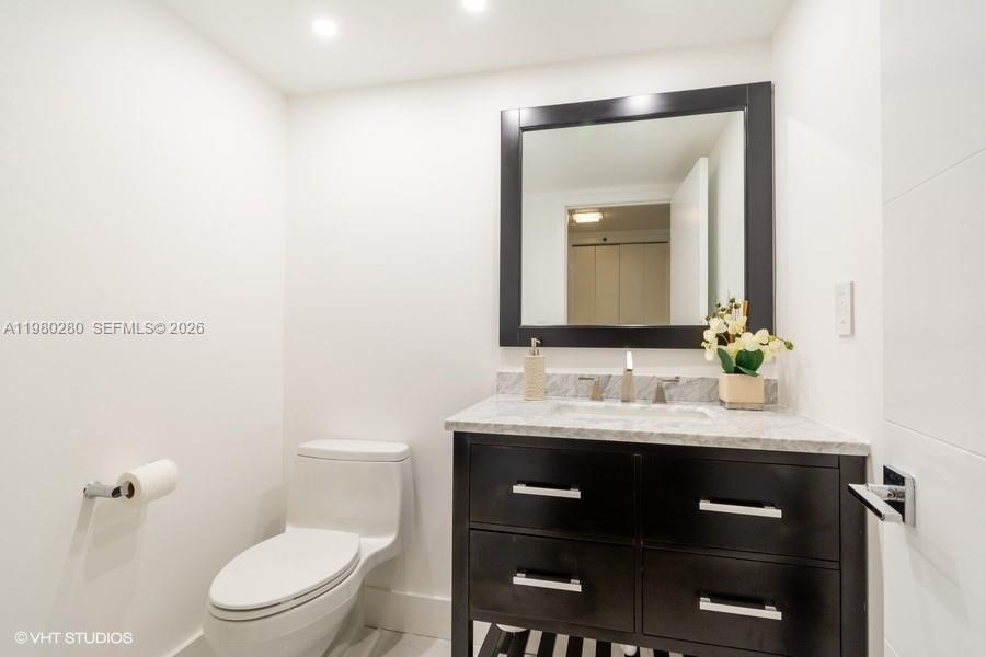 TURNBERRY ISLE CONDO - Residential