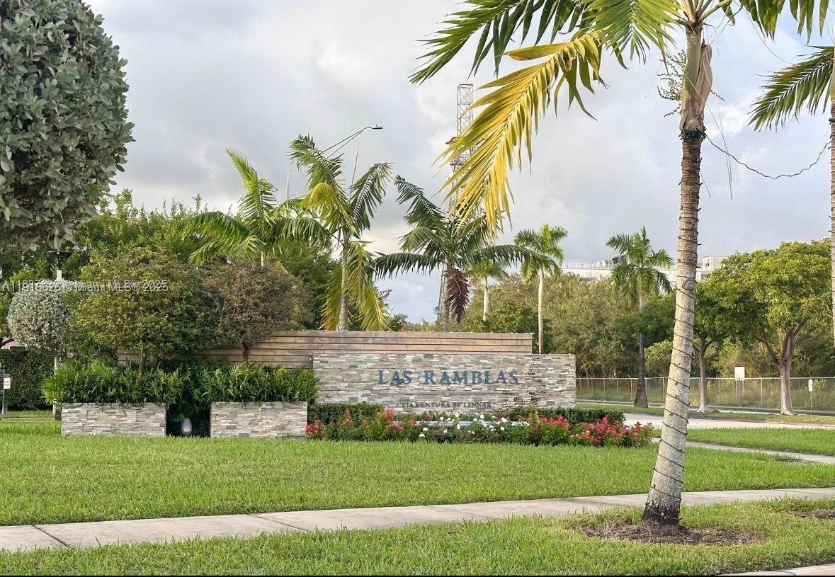 VIA VENTURA NEIGHBORHOOD - Residential