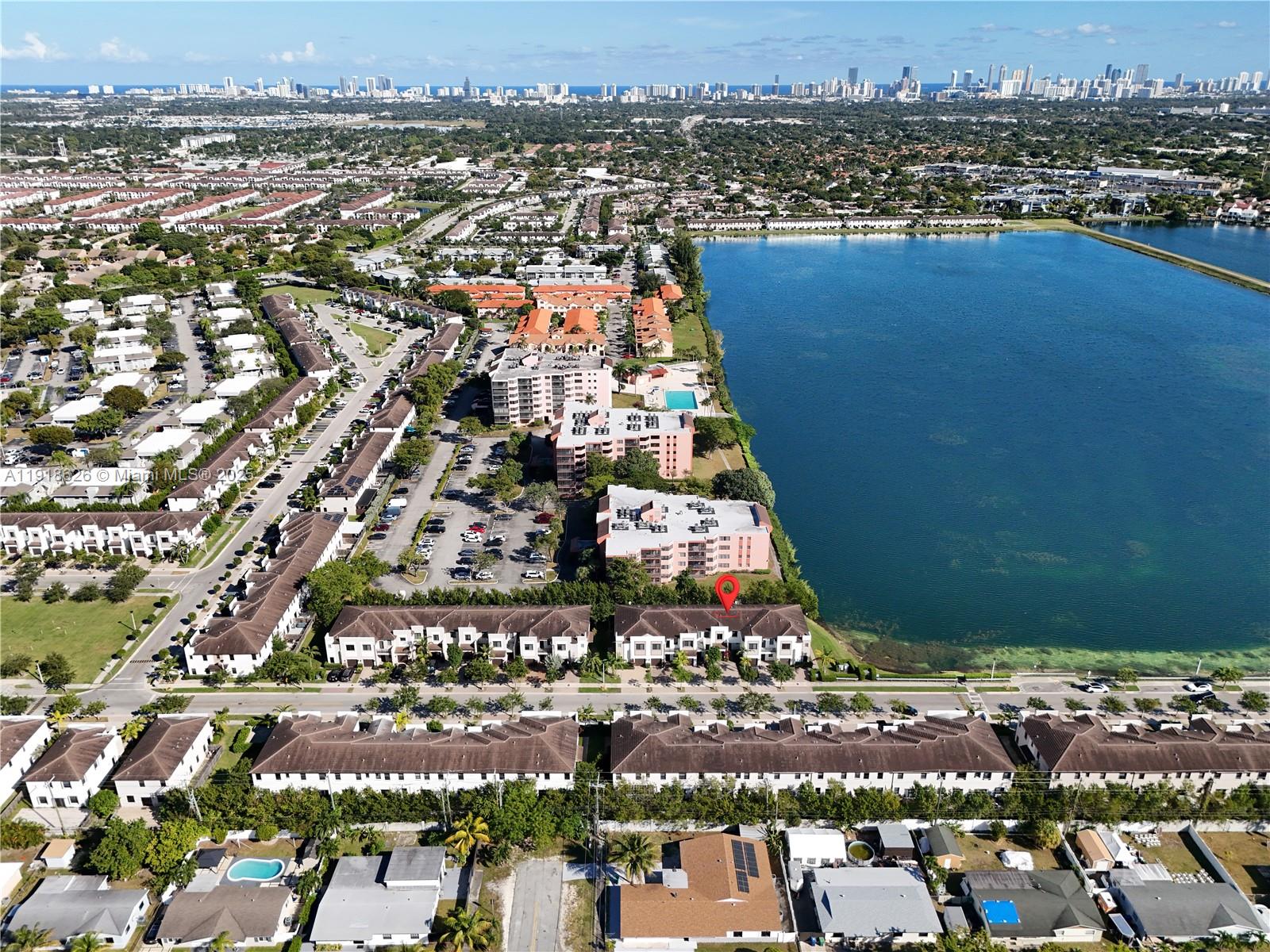 VIA VENTURA NEIGHBORHOOD - Residential