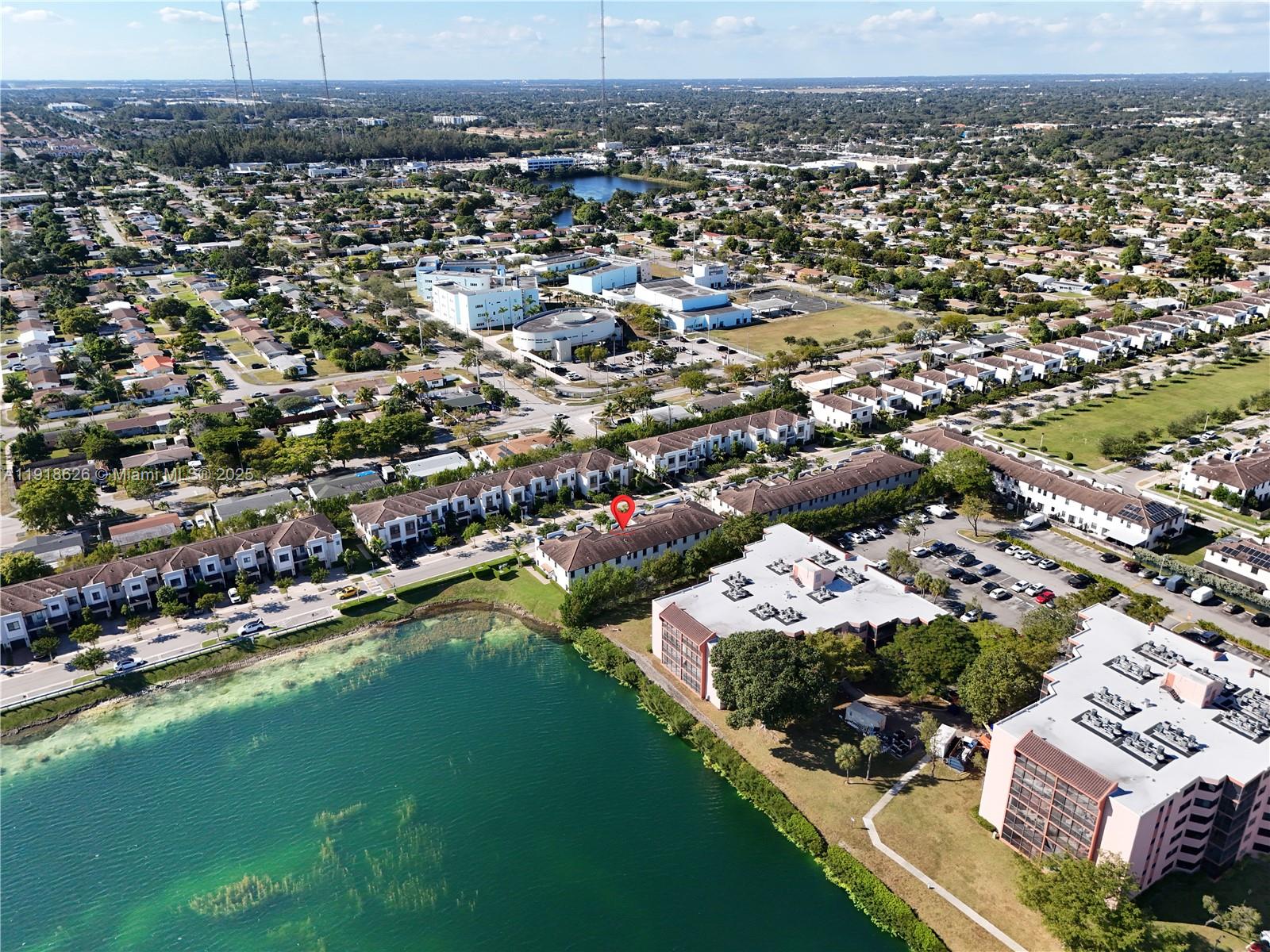 VIA VENTURA NEIGHBORHOOD - Residential