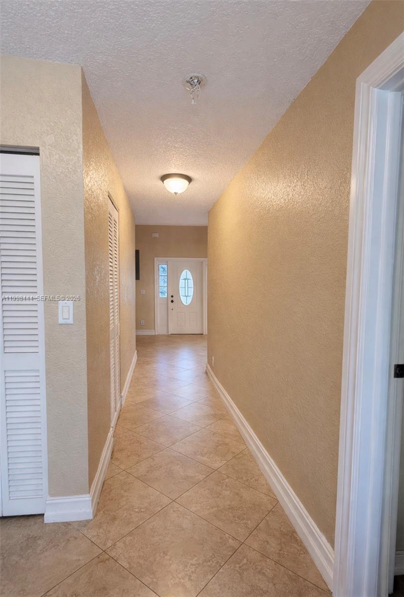 SPRINGTREE LAKES - Residential