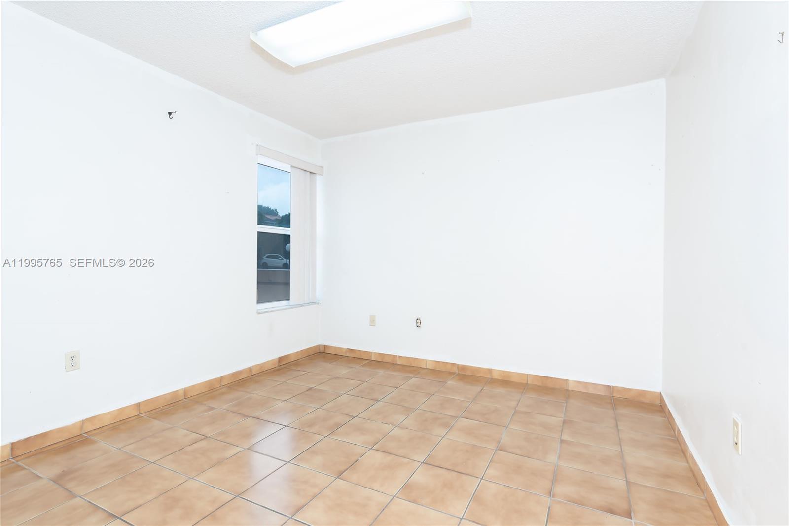 CLUB ESTATES CONDO NO IV - Residential