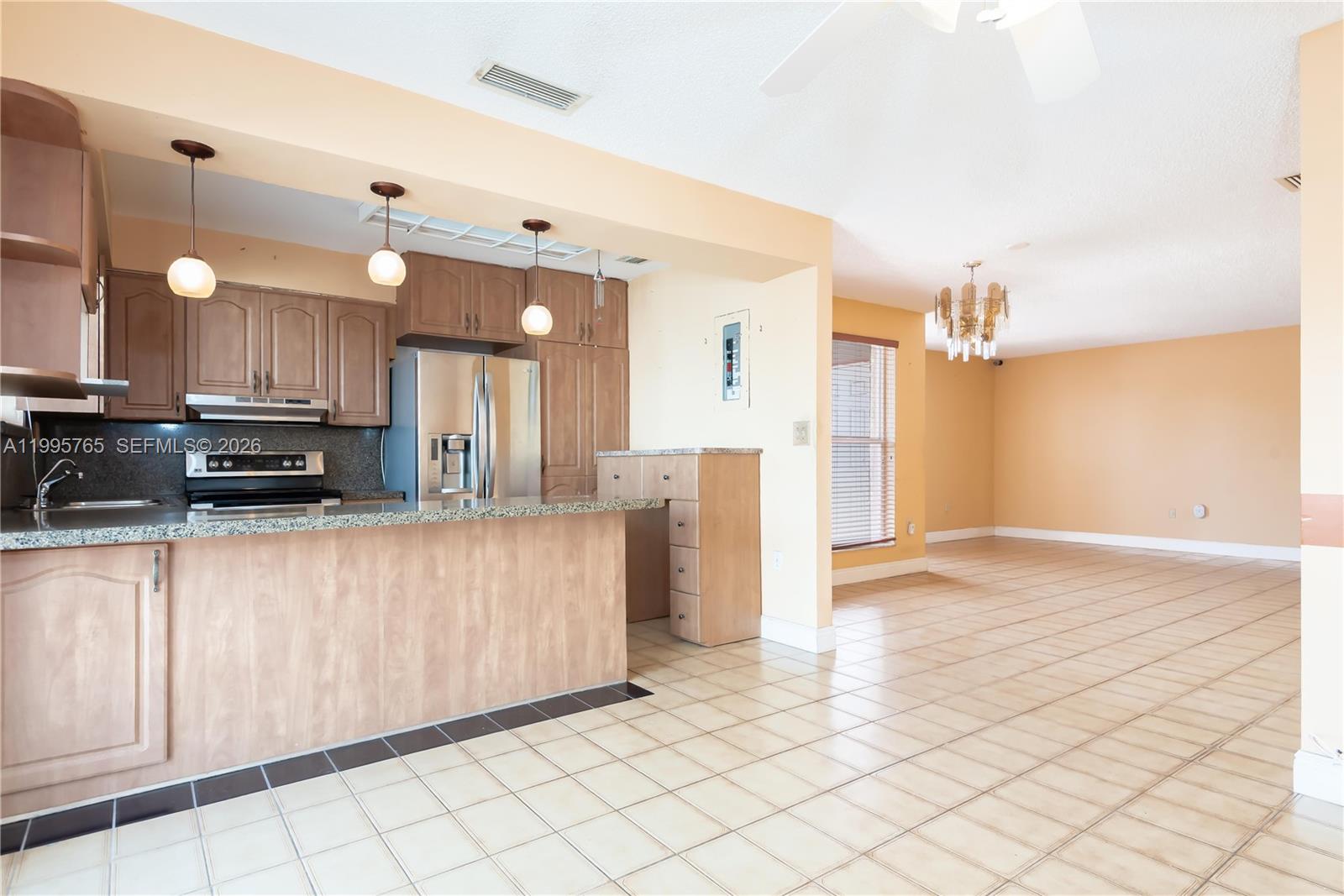 CLUB ESTATES CONDO NO IV - Residential