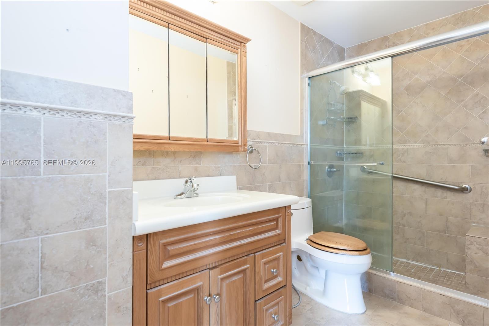 CLUB ESTATES CONDO NO IV - Residential