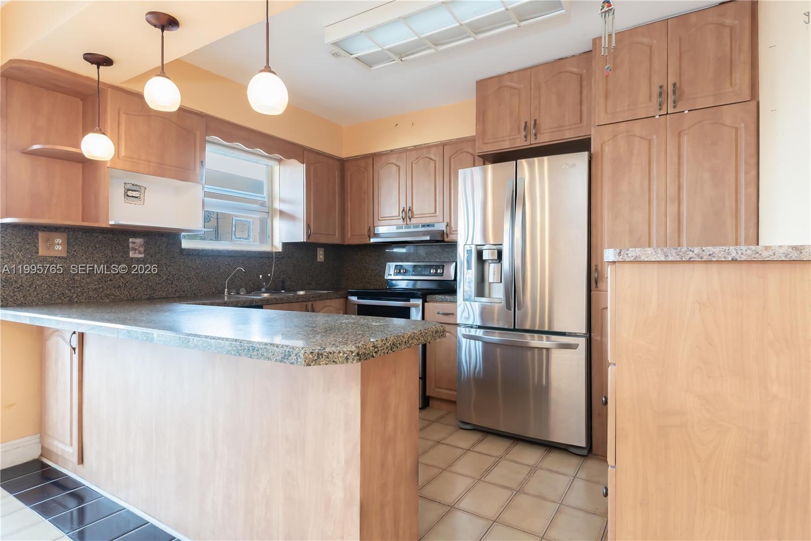 CLUB ESTATES CONDO NO IV - Residential