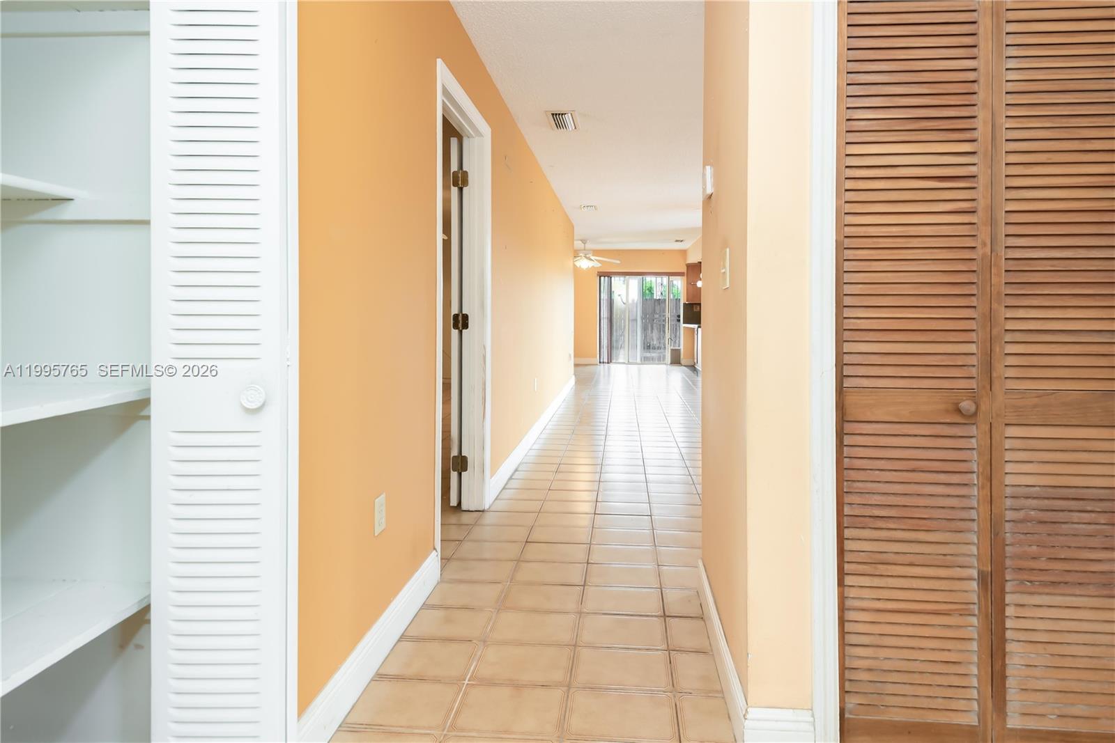 CLUB ESTATES CONDO NO IV - Residential