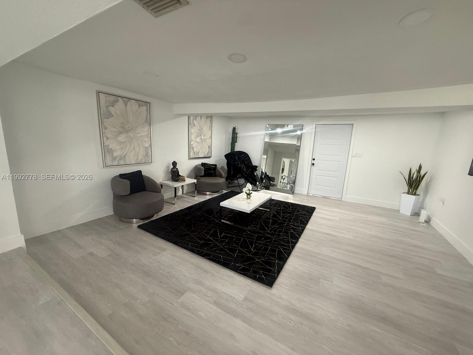 PALM SPRINGS NORTH SEC B - Residential