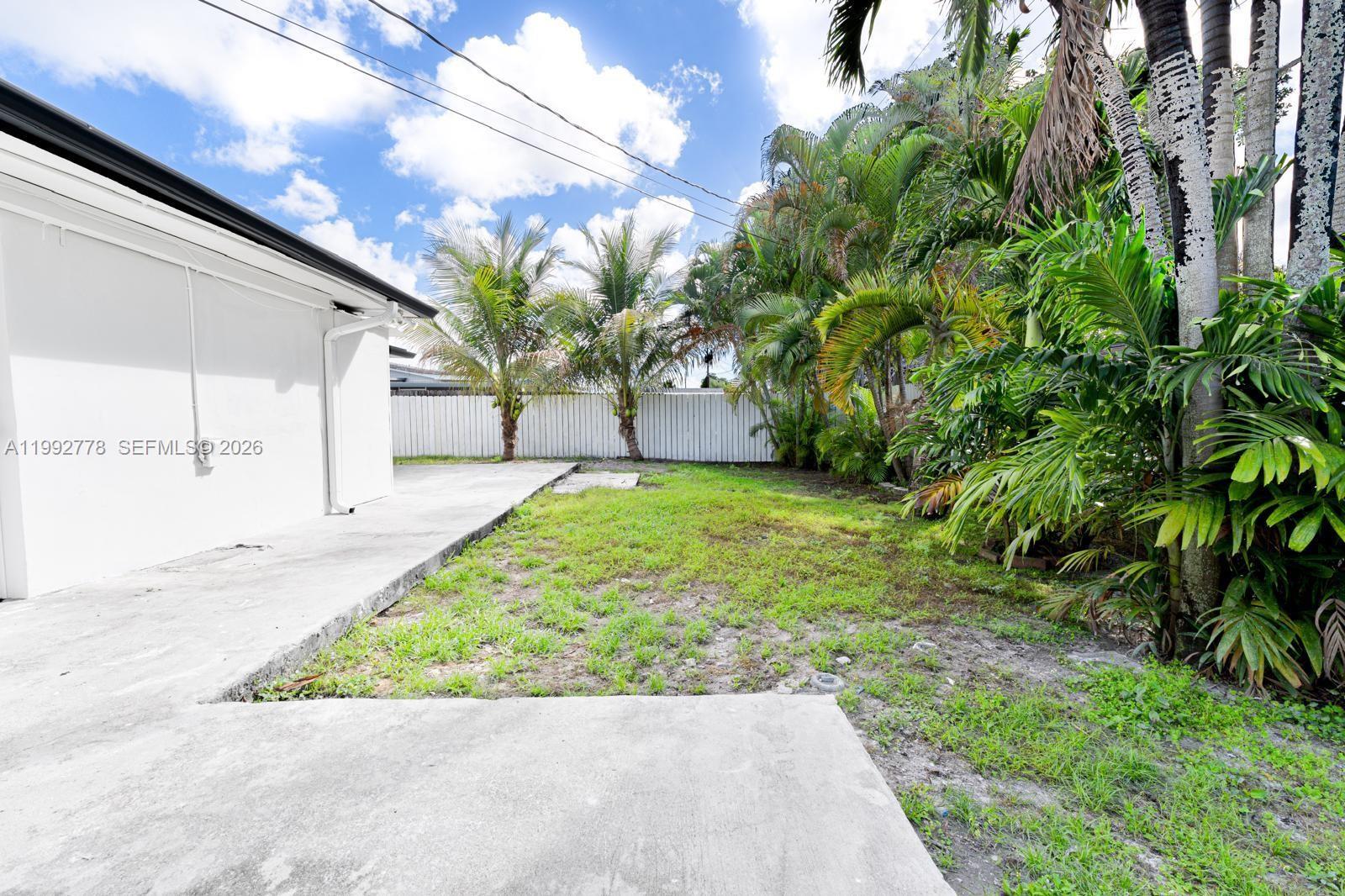 PALM SPRINGS NORTH SEC B - Residential