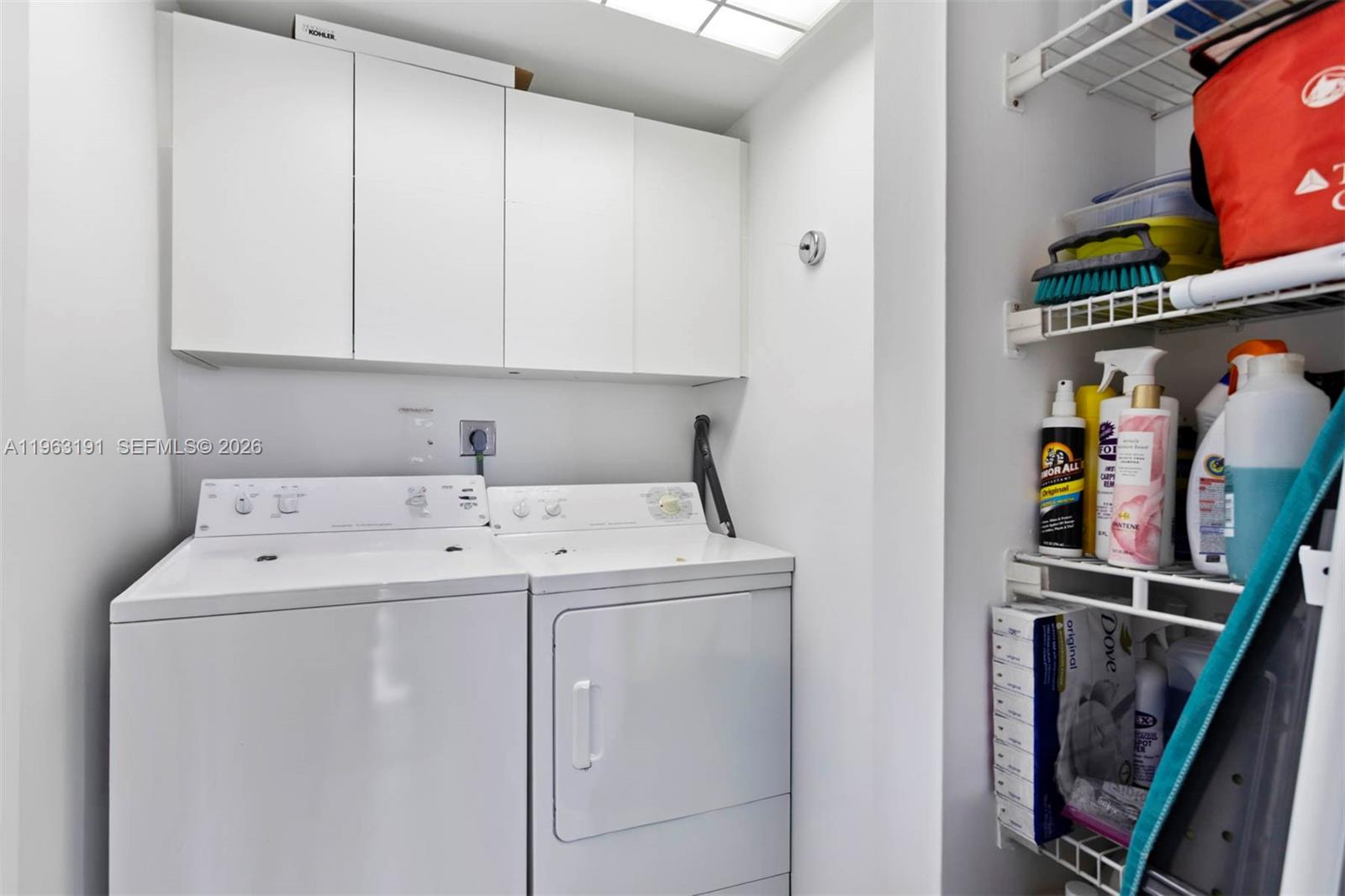 MARINA TOWER CONDO - Residential