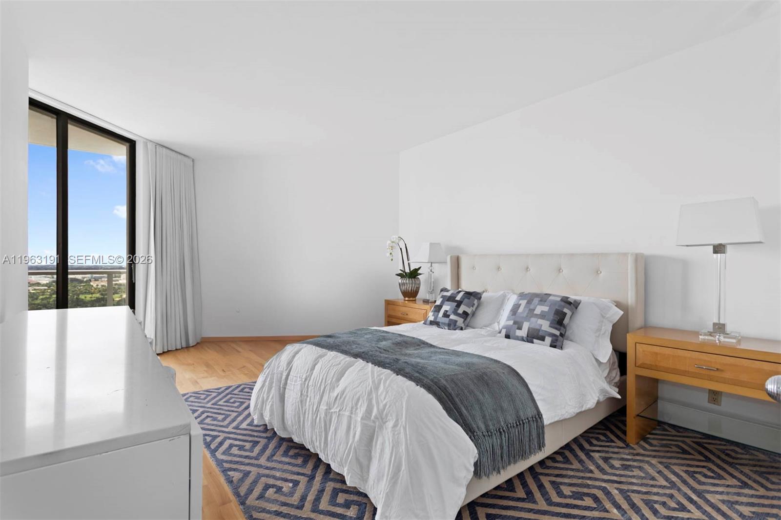 MARINA TOWER CONDO - Residential