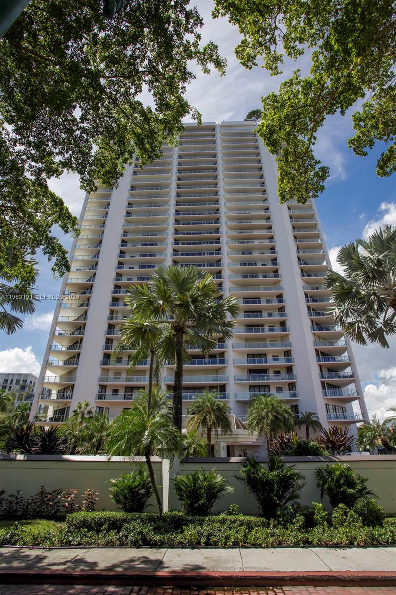 MARINA TOWER CONDO - Residential