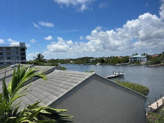 LAKEWOOD AT PALM BEACH CO - Residential