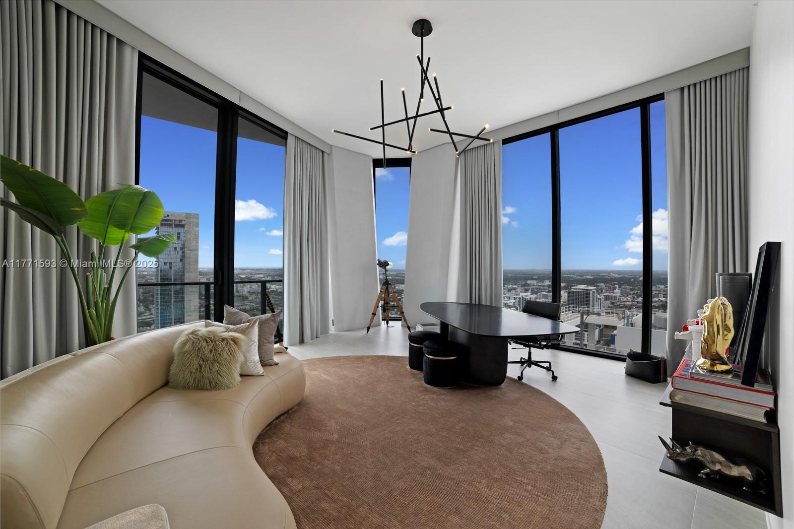 ONE THOUSAND MUSEUM CONDO - Residential