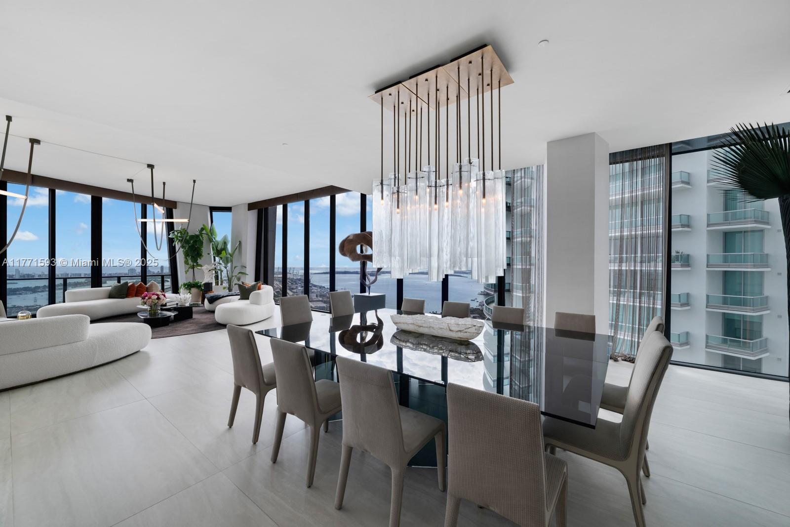 ONE THOUSAND MUSEUM CONDO - Residential