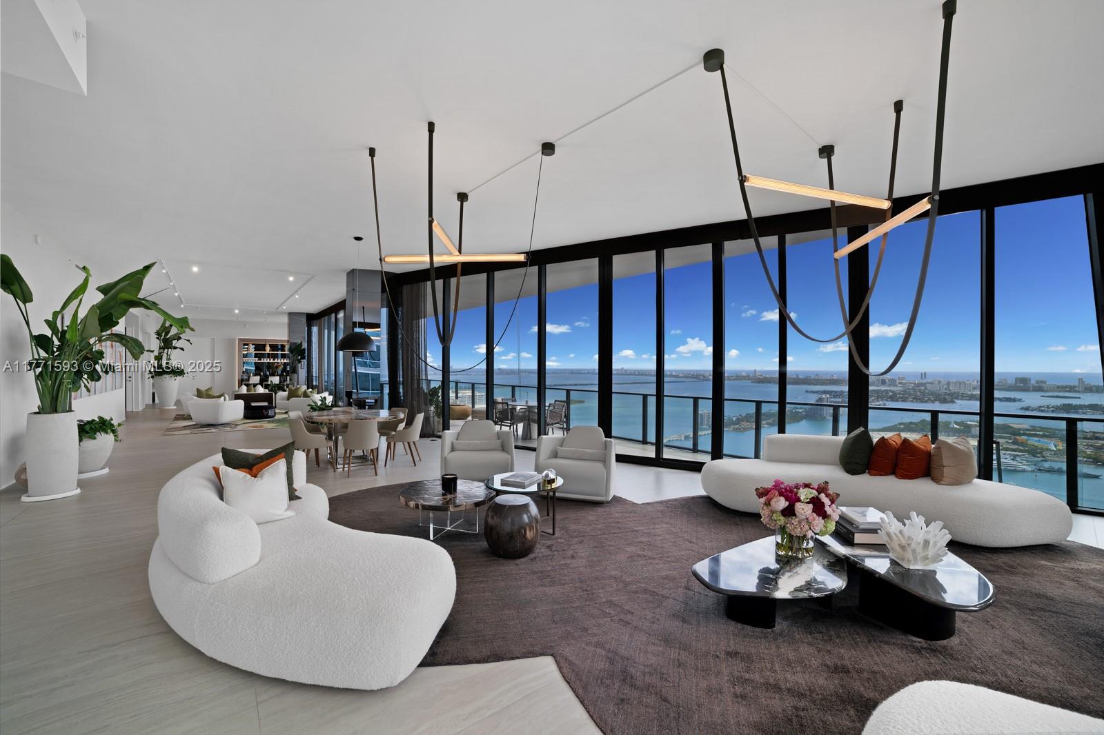 ONE THOUSAND MUSEUM CONDO - Residential