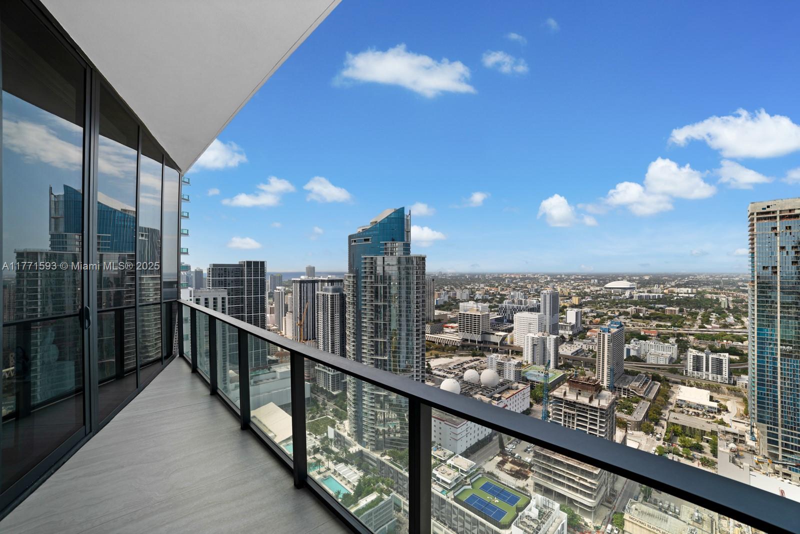 ONE THOUSAND MUSEUM CONDO - Residential