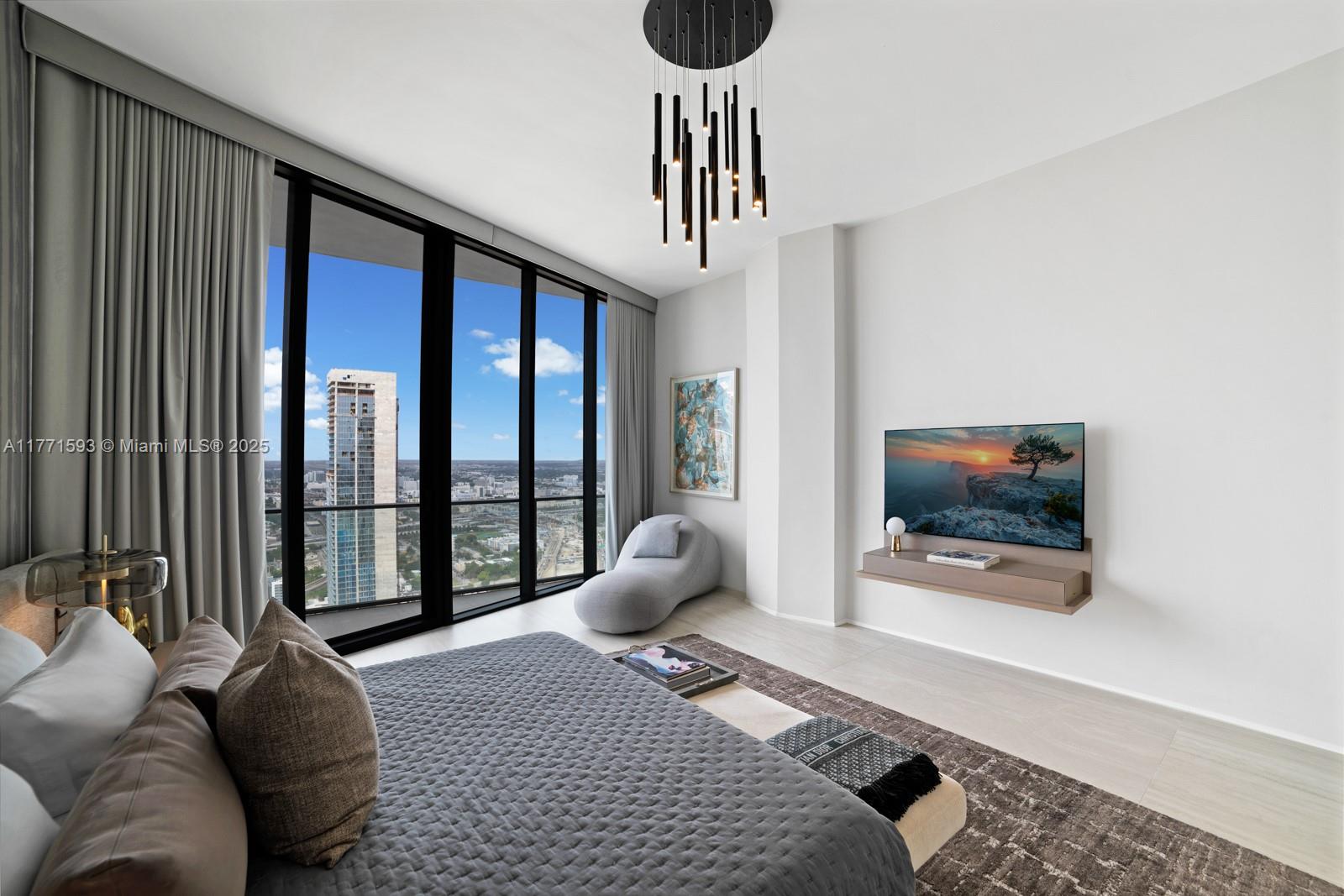 ONE THOUSAND MUSEUM CONDO - Residential