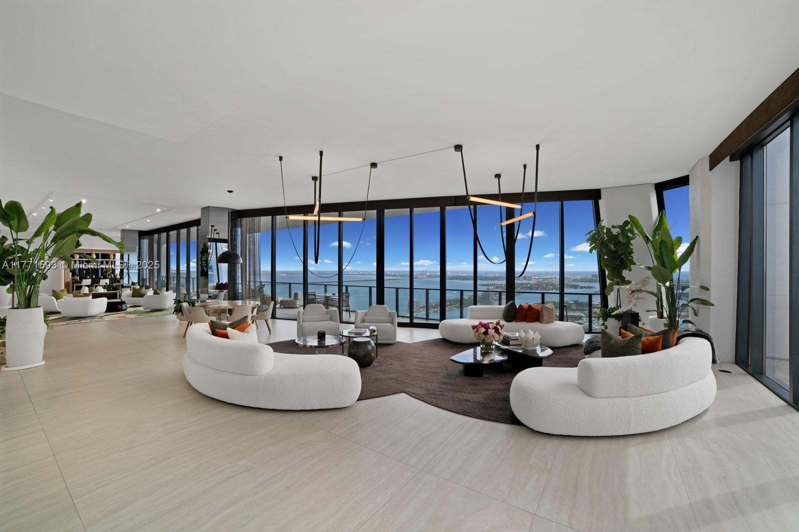 ONE THOUSAND MUSEUM CONDO - Residential
