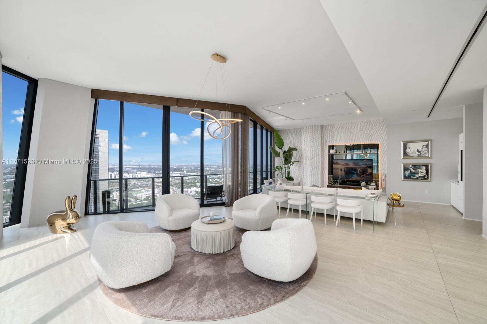 ONE THOUSAND MUSEUM CONDO - Residential