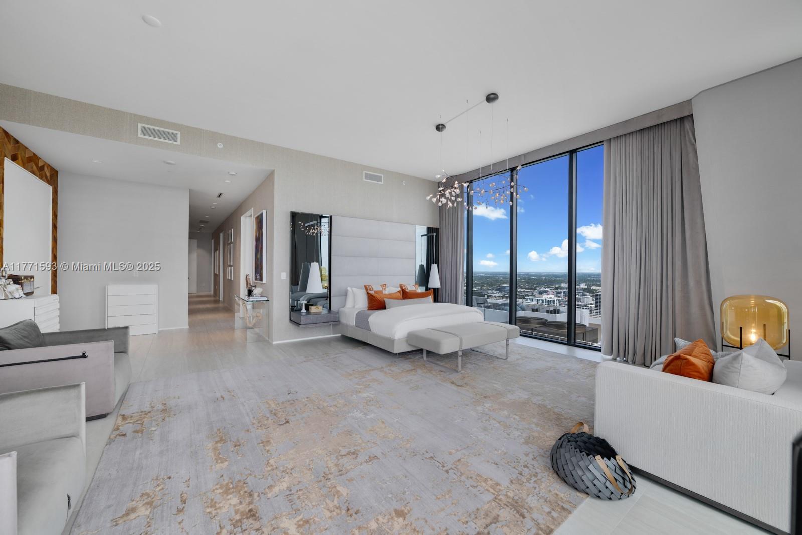 ONE THOUSAND MUSEUM CONDO - Residential