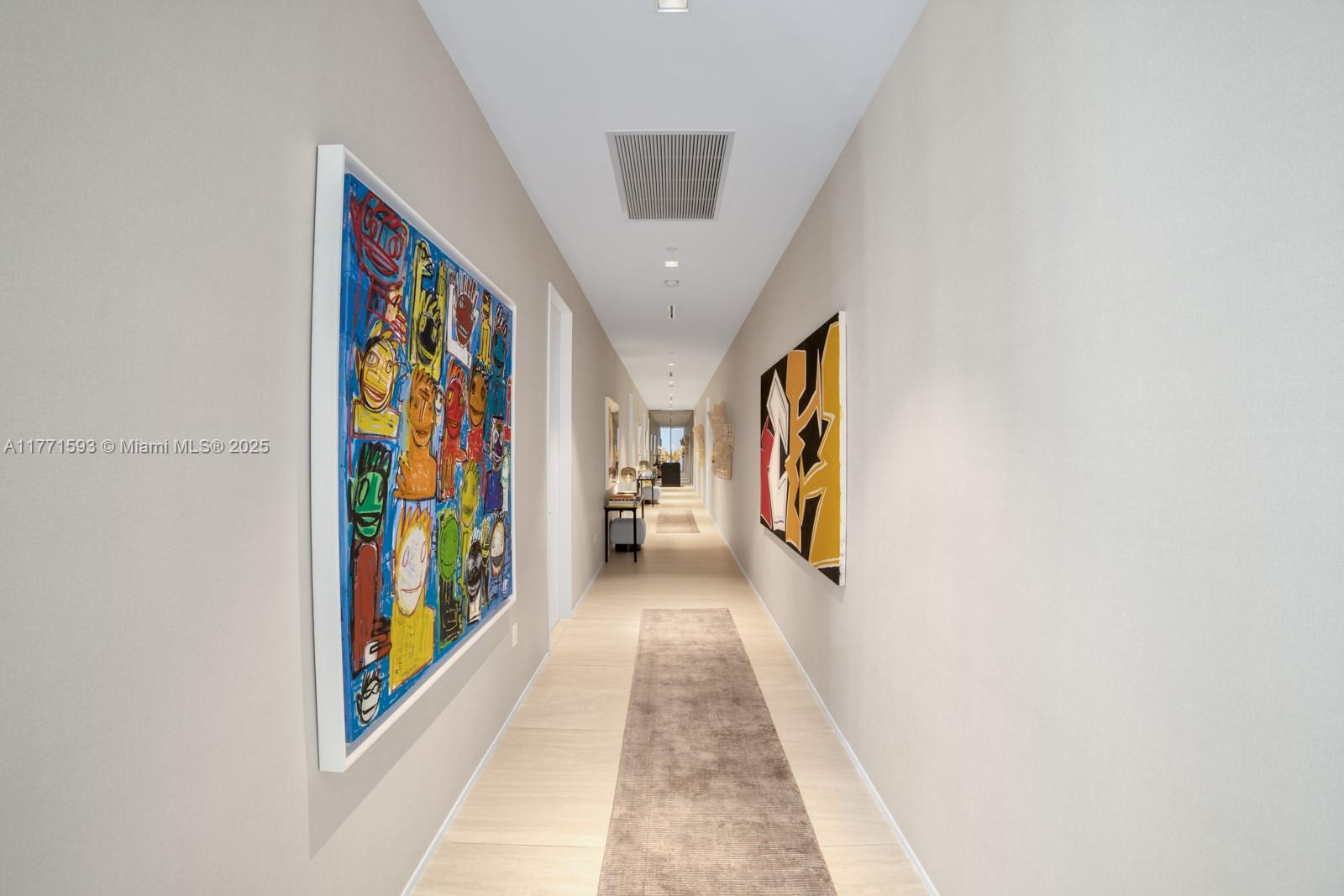 ONE THOUSAND MUSEUM CONDO - Residential