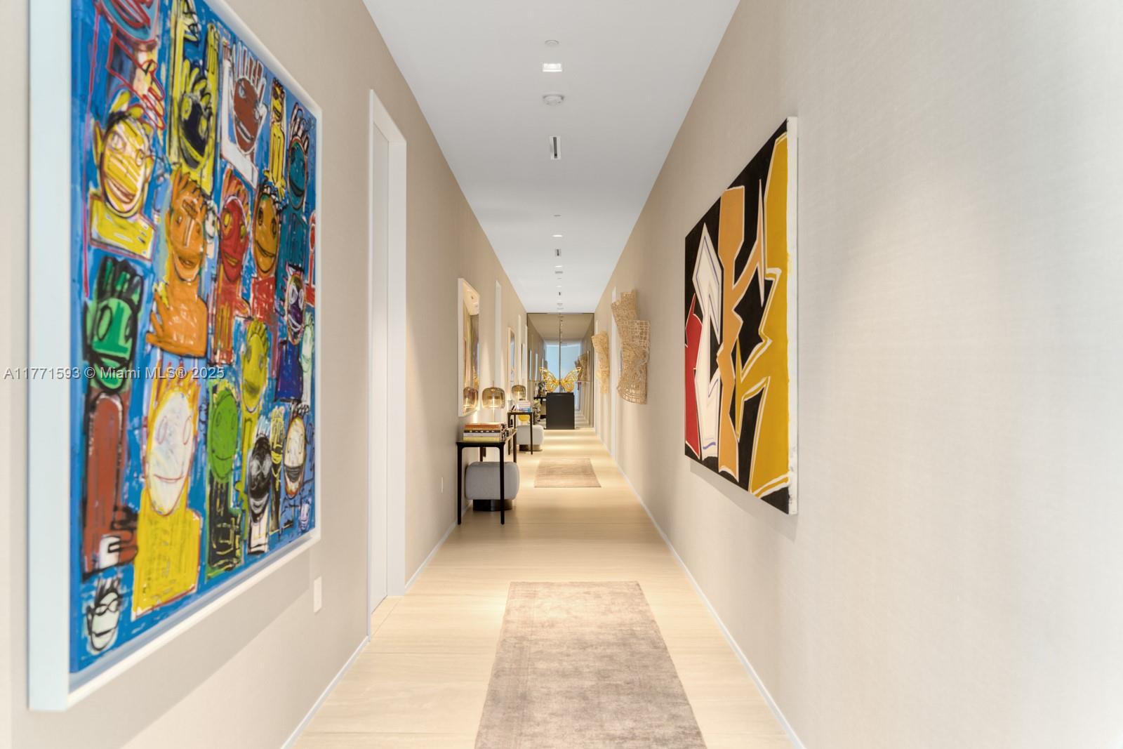 ONE THOUSAND MUSEUM CONDO - Residential