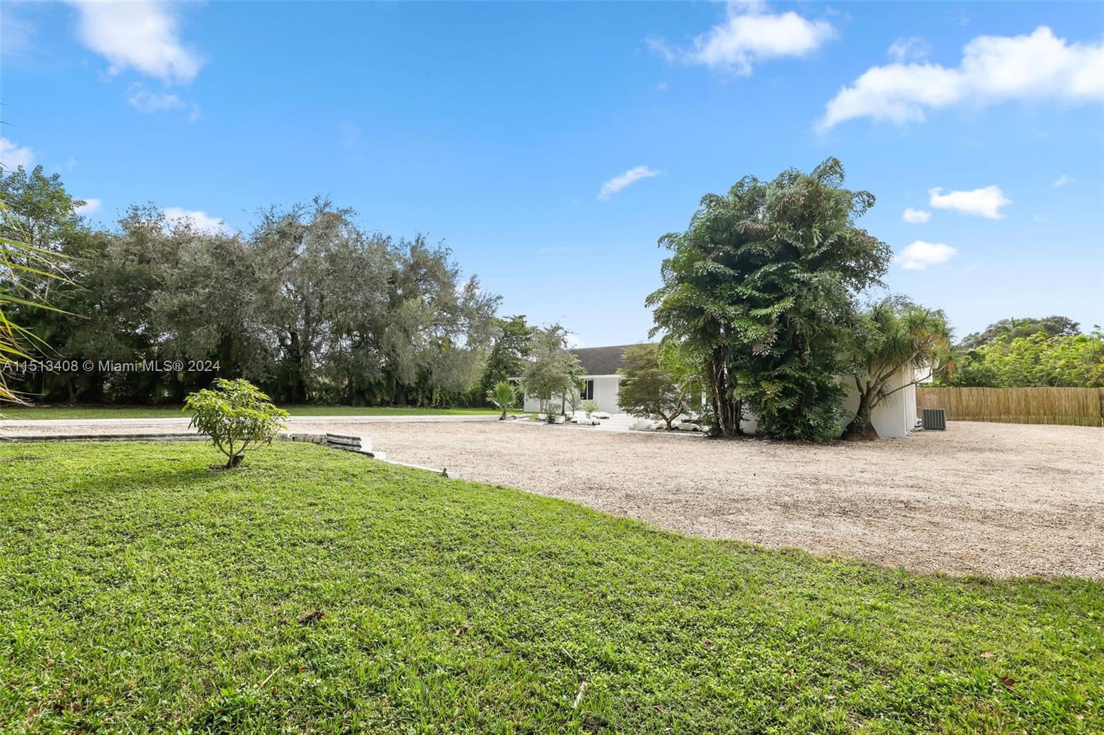 unicooperated dade - Residential