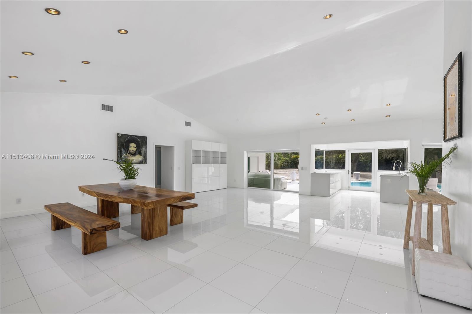 unicooperated dade - Residential