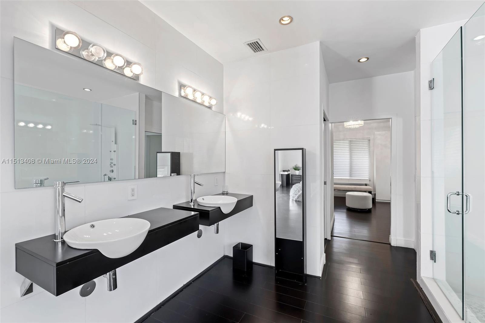 unicooperated dade - Residential