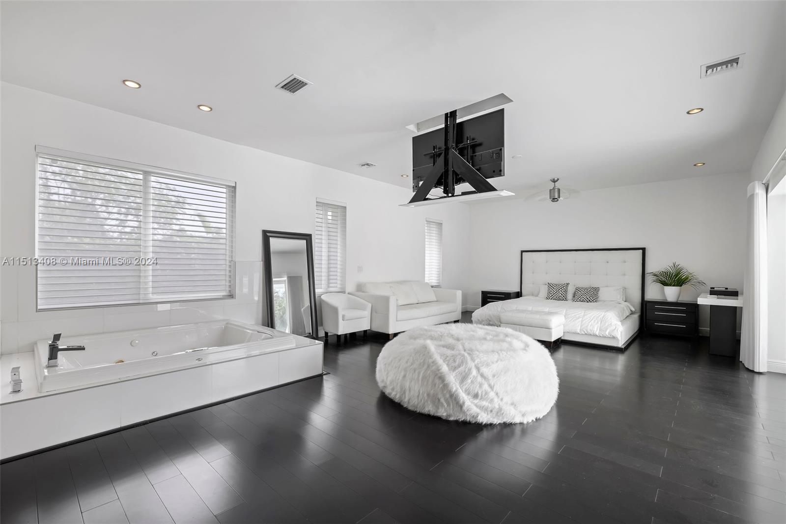 unicooperated dade - Residential