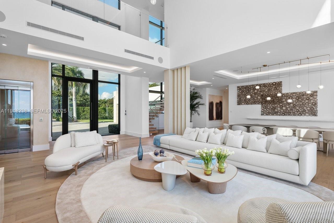 HILLSBORO MILE - Residential