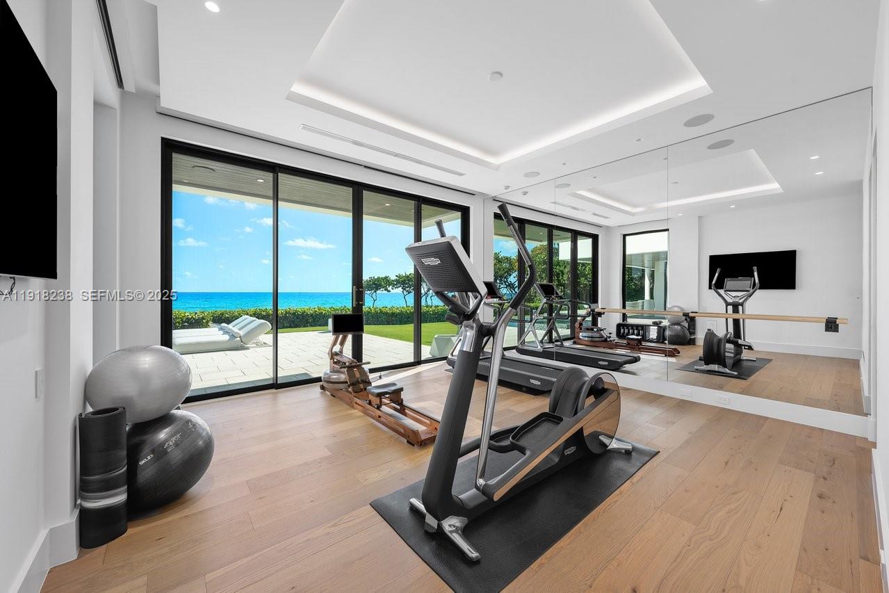 HILLSBORO MILE - Residential