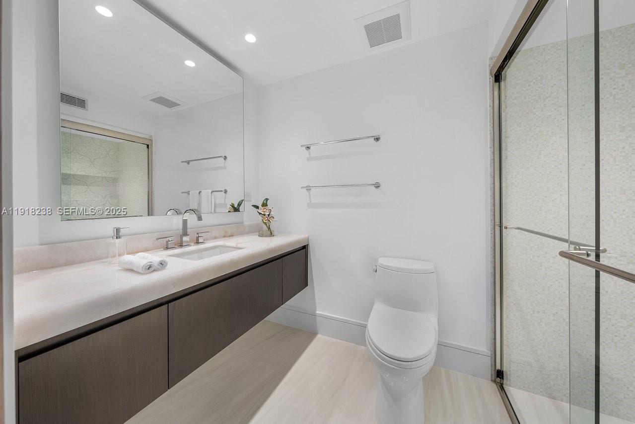 HILLSBORO MILE - Residential