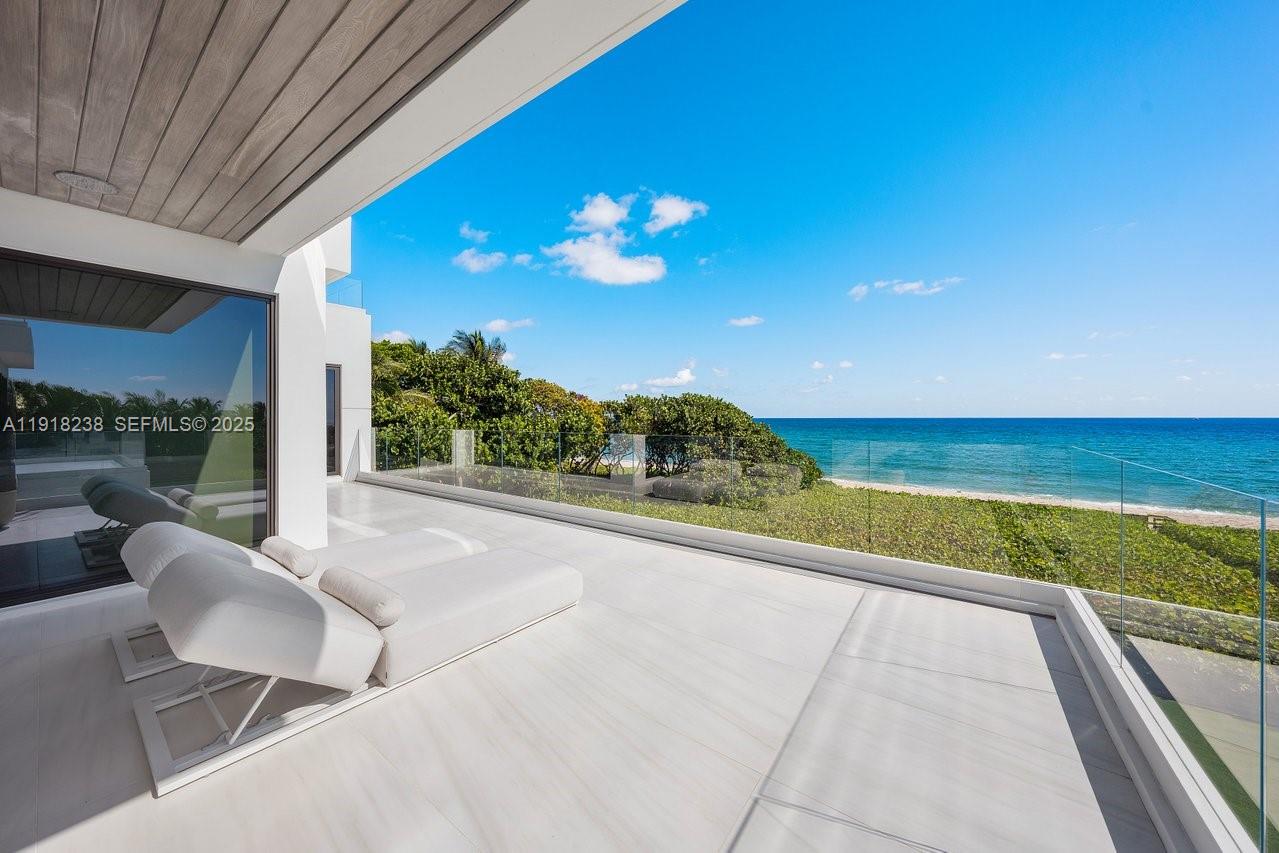 HILLSBORO MILE - Residential