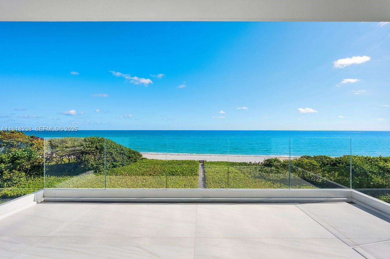 HILLSBORO MILE - Residential