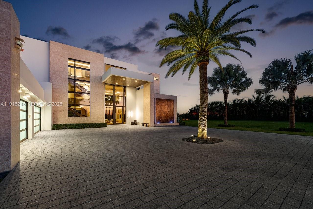 HILLSBORO MILE - Residential