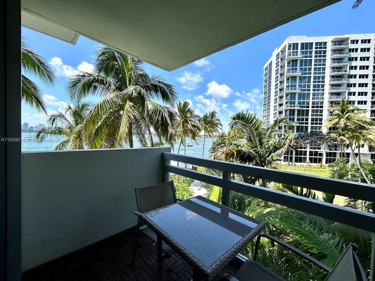 Direct Bayview's from this 1 bedroom 1.5 bath corner unit, bright and spacious. Direct bay and downtown Miami views from every room. Perfect rental fully furnished. look no further. Walking distance to Shops, Restaurants and Beaches. Come and enjoy Resort Lifestyle living. Building offers full amenities, State of the Art gym, 24 hr. Security, 2 Pools, Restaurants and Bar on site, Cleaners, Doggy Park, Convenient store. A Must See. Call Listing Agents for Showings.