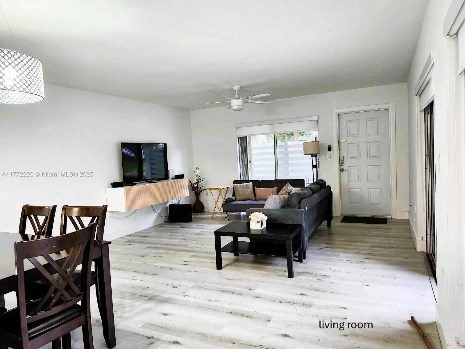 575 NW 98th Ave