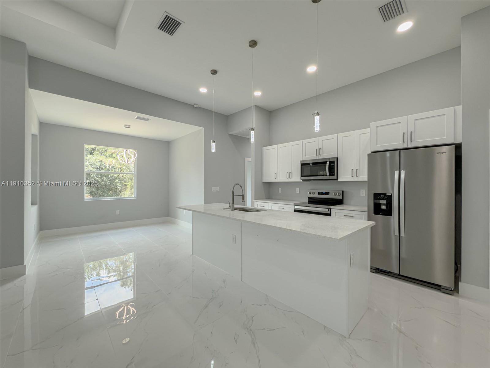 LEHIGH ACRES UNIT 1 BLK 1 - Residential