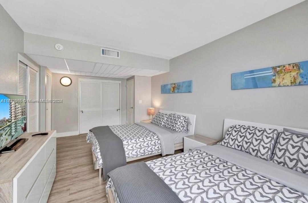 TIDES ON HOLLYWOOD BEACH - Residential